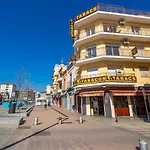 Homeholidaysrentals Moana Apartament *
